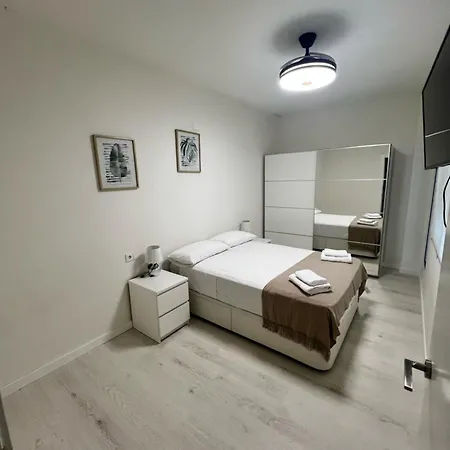 Moderno Oasis En Santa Pola