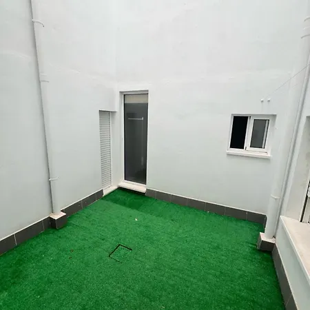Moderno Oasis En
