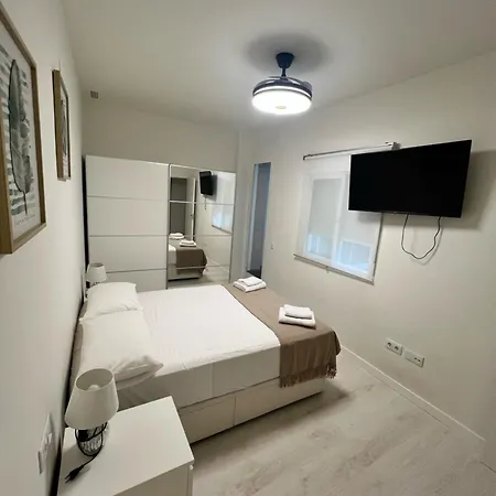 Moderno Oasis En Apartment